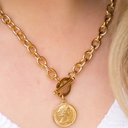 Auréa Medallion Necklace- Gold