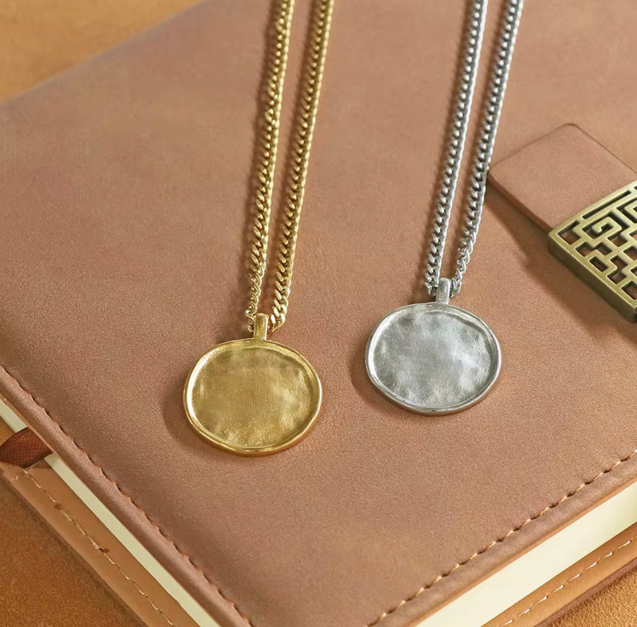 Liza Molten Teardrop pendant Necklace