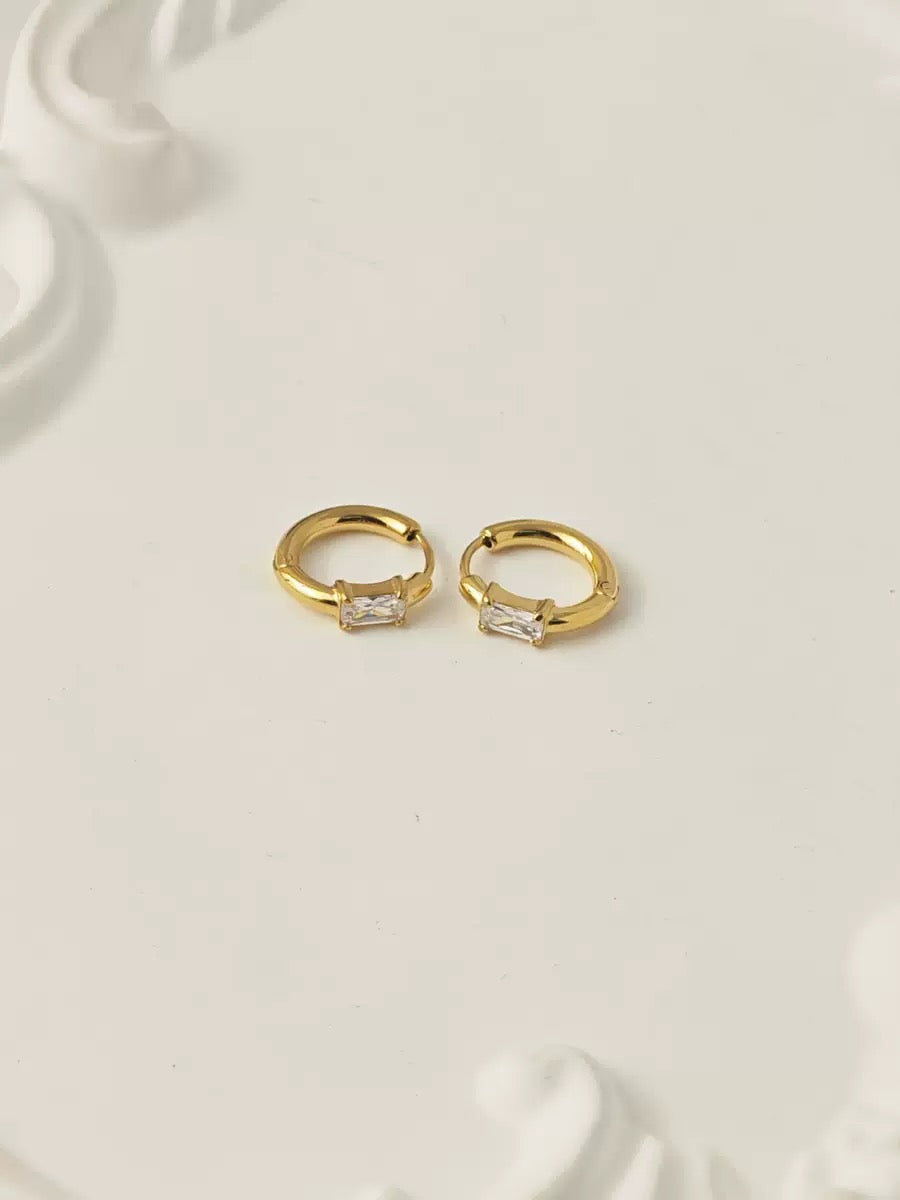 Andjine mini hoop Earring-Gold
