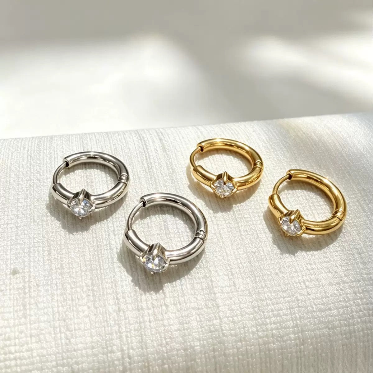Yousline solitaire Huggie Hoop Earring