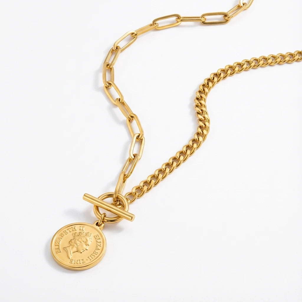 Auréa Medallion Necklace- Gold