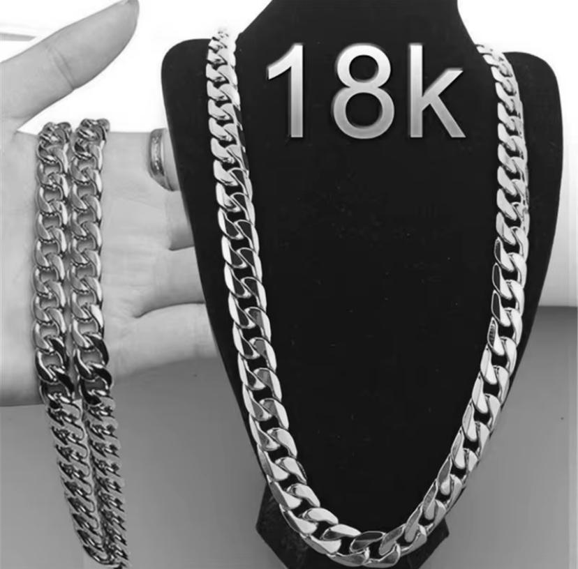 Royale 18K Cuban Link Chain