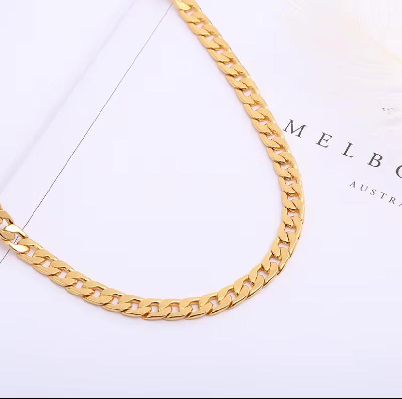 Accolade Royale 18K Cuban Link Chain