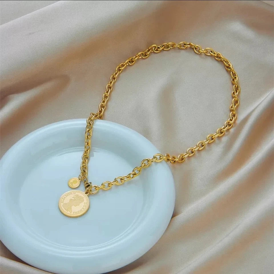Elizabeth Coin Gold Set