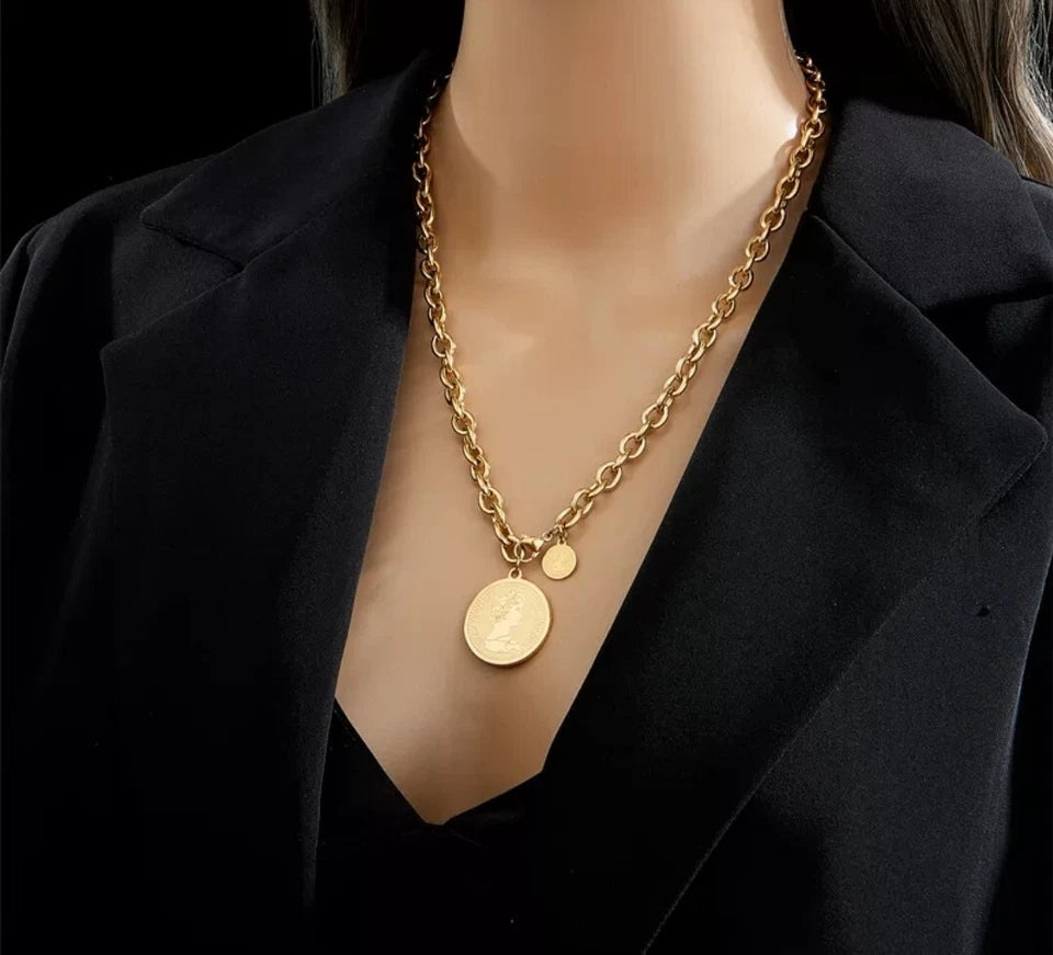 Elizabeth Coin Gold Set