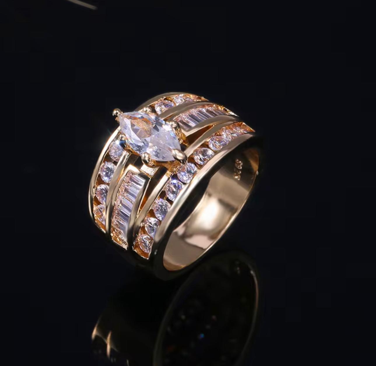 Celestia Luxe Ring-Gold 8
